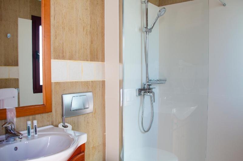 Apartment with Sea View image 3