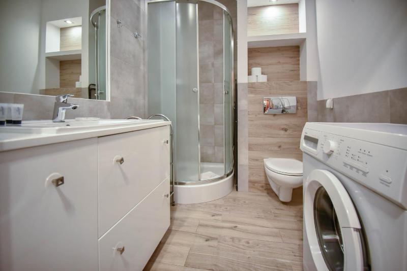 Apartamenty na Wyspie - Zdrojowa - image 6