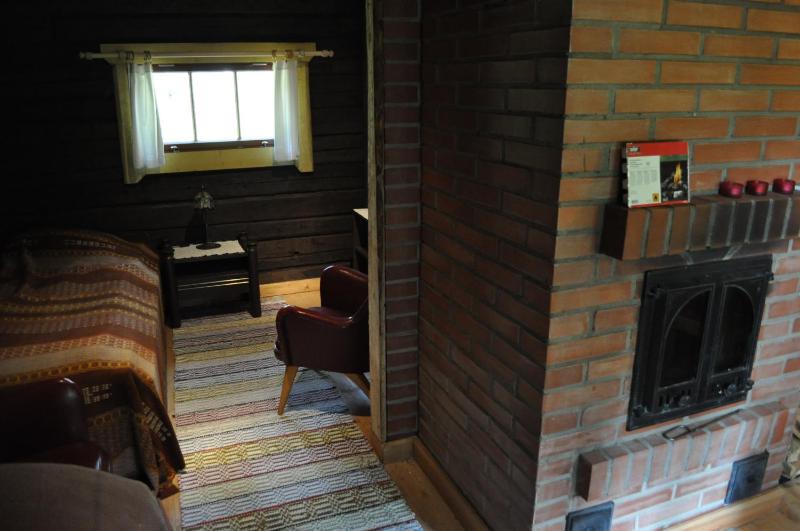 Four-Bedroom Cottage with Sauna image 3