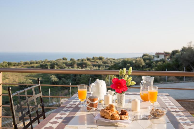 Apartment with Sea View image 4