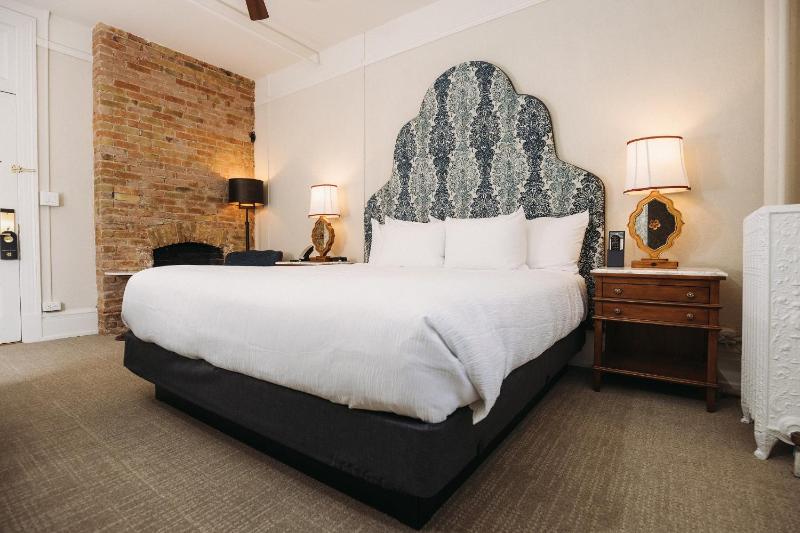 King Room image 1