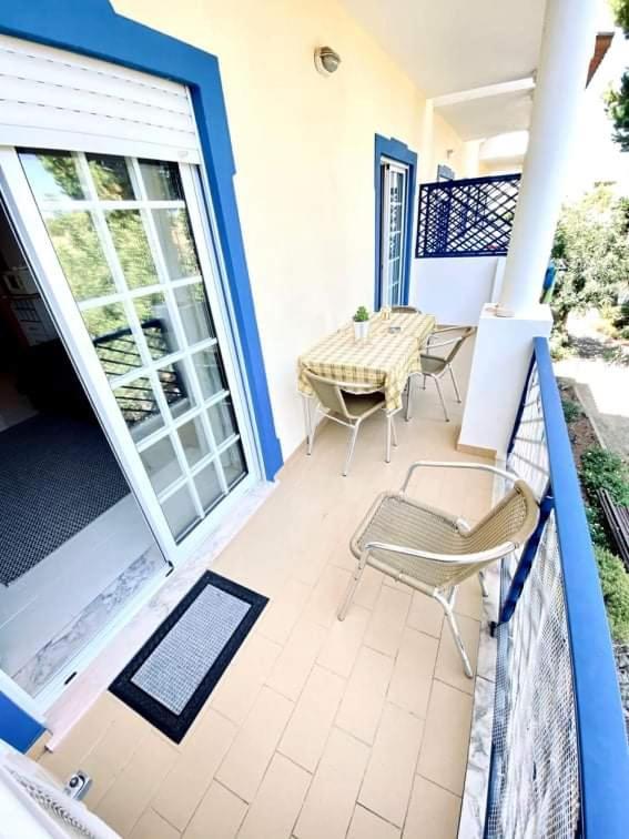 Flamingos Apartment with 2 swimming pool com check in e check out ao domingo em julho e agosto - image 6
