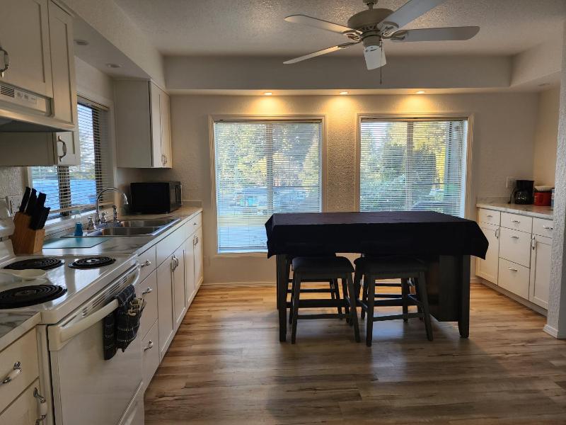 Spacious Suite on the Coast A image 3