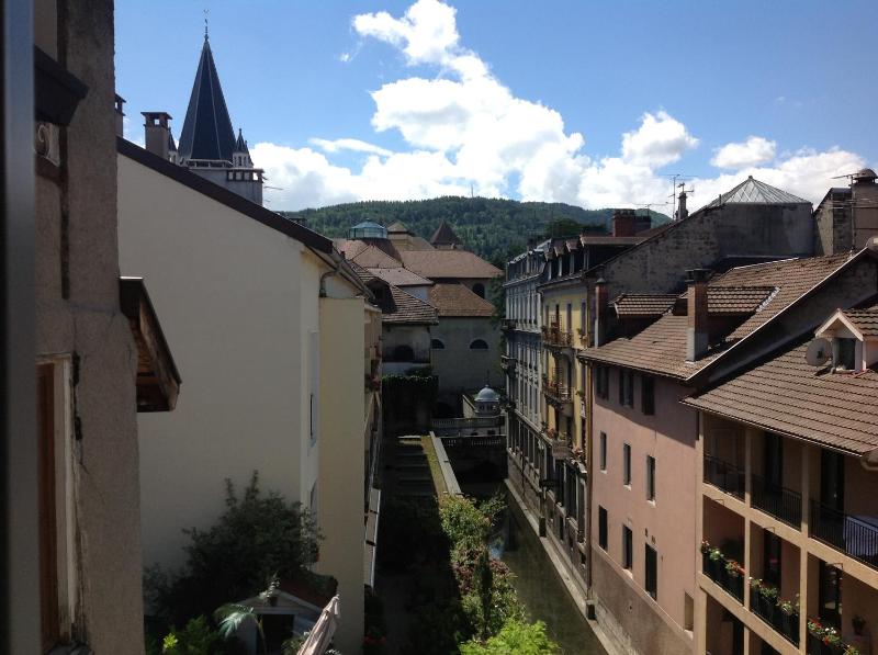 Standard Double Room with Canal View - 12m² image 4