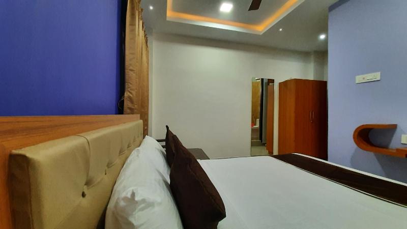 Hotel Abedrooms- Budget stay Thanjavur - image 14