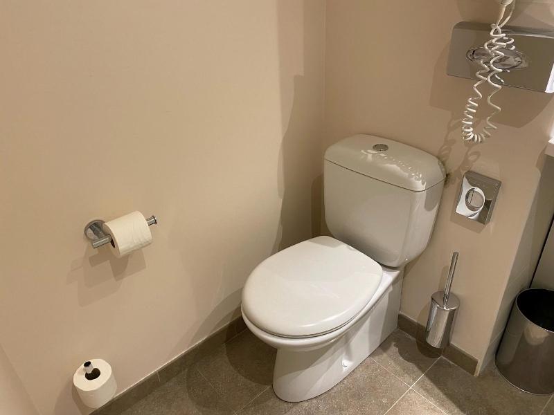 Standard Double Room image 2