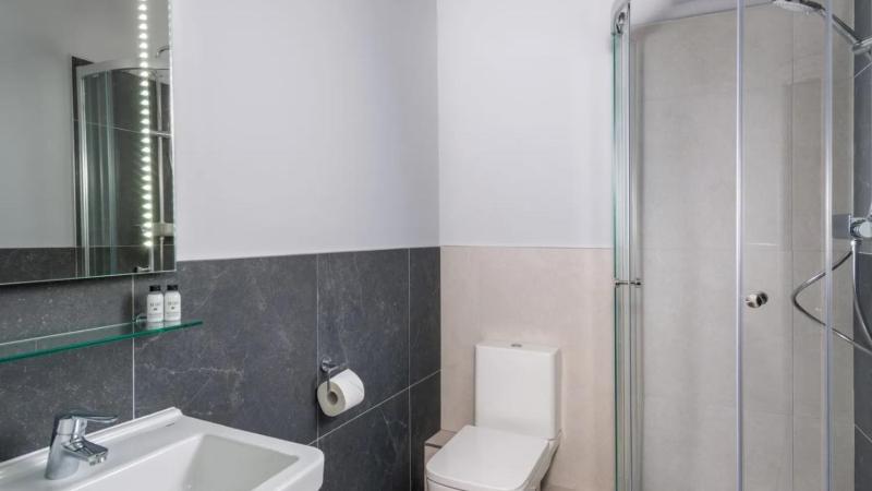 Keswick Lake Road Apartments - image 12