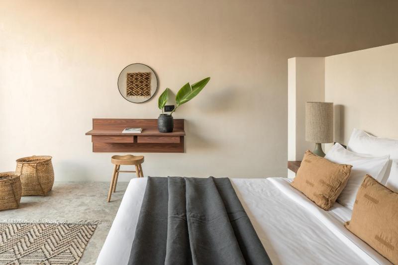'Citrus' Suite with Private Pool image 2