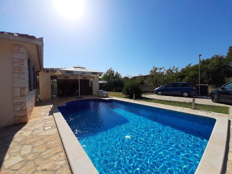 Four-Bedroom House with Private Pool image 3