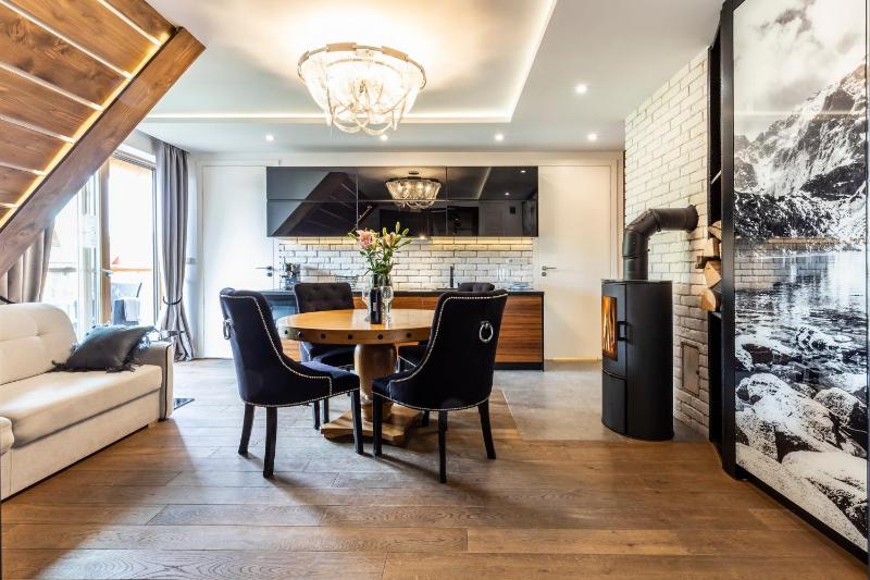 udanypobyt Apartament Czarny Staw SPA - image 1