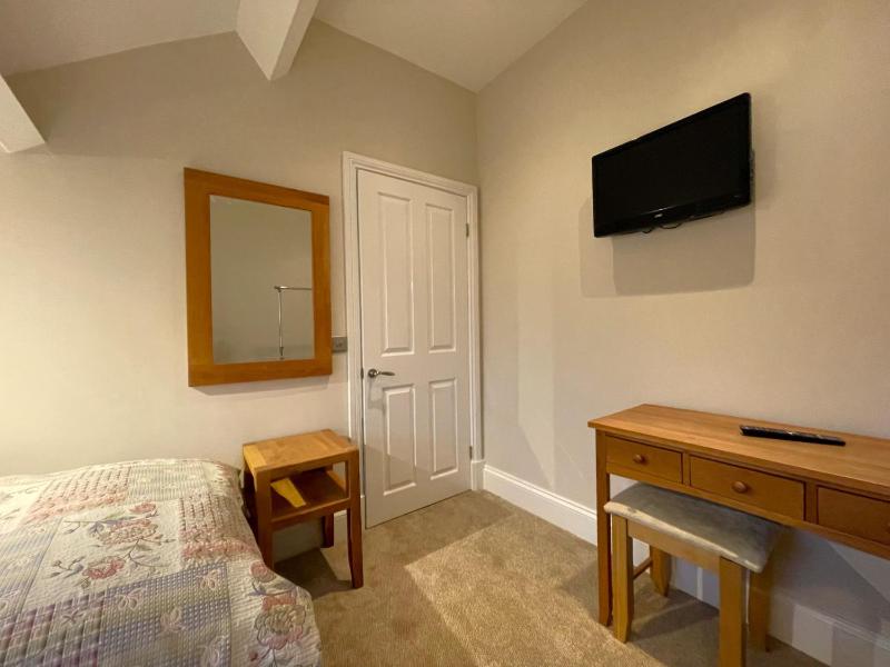 Wordsworth House HOT TUB HIRE AVAILABLE - image 13