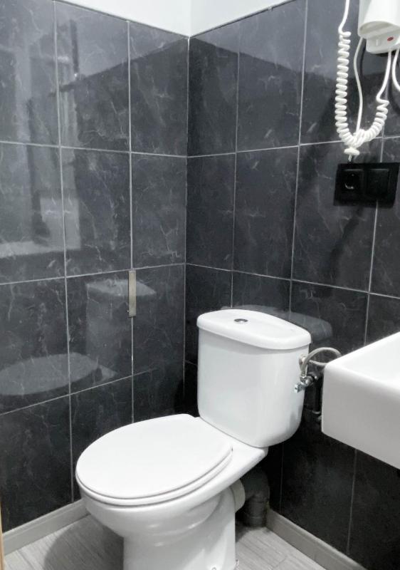 Triple Room with Balcony image 3