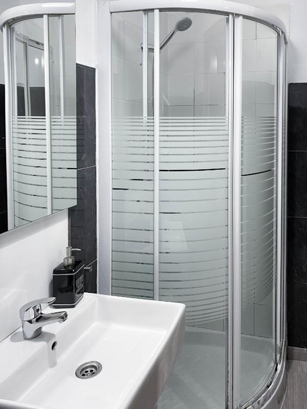 Standard Triple Room image 1