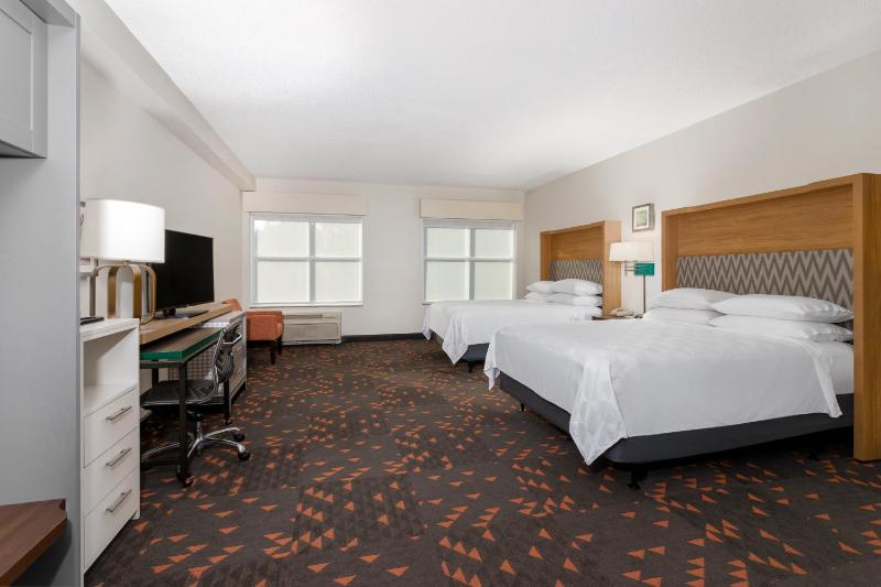 Standard Queen Room with Two Queen Beds and Mobility Accessible Roll-In Shower image 3