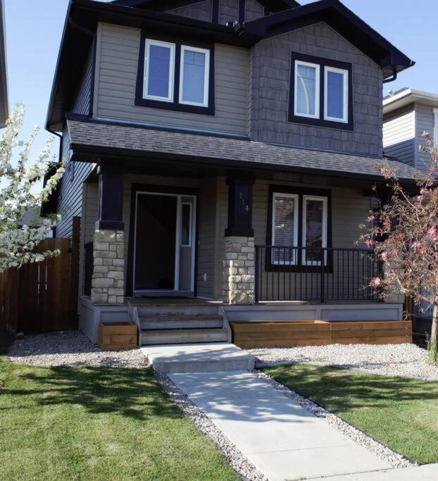 Stylish Getaway by Spruce Meadows - image 16