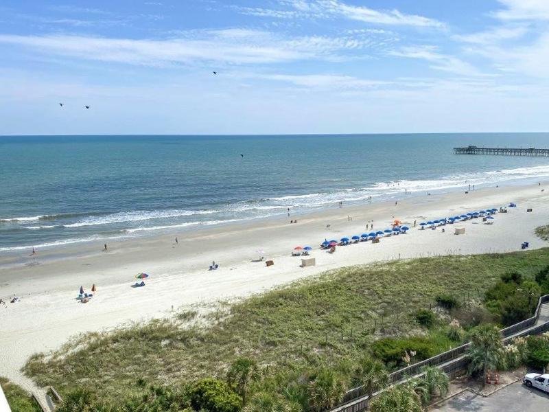 Stunning ocean view remodeled 2 bedroom 2 bath condo 908 South Hampton condo - image 1