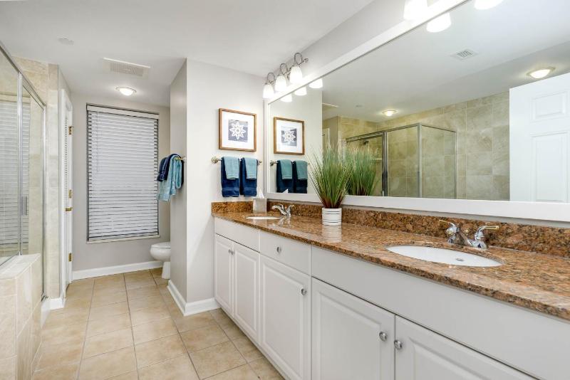 Ocean View 3 Bedroom Unit at Royale Palms-907 condo - image 22