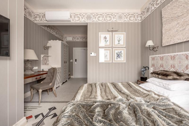 Premier Double Room - Hotel image 4