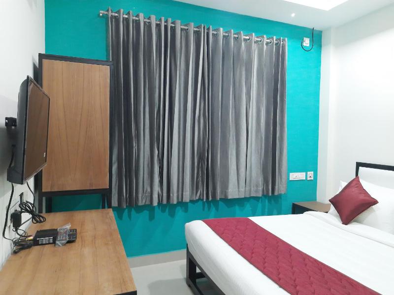 Hotel Abedrooms- Budget stay Thanjavur - image 16