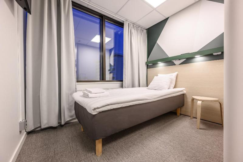 Standard Single Room image 2