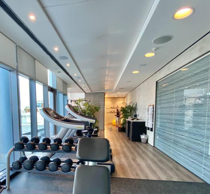 Amazing Sea view APT with parking at Royal Beach - By Beach Apartments TLV - image 9