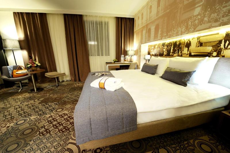 Superior Double Room image 4