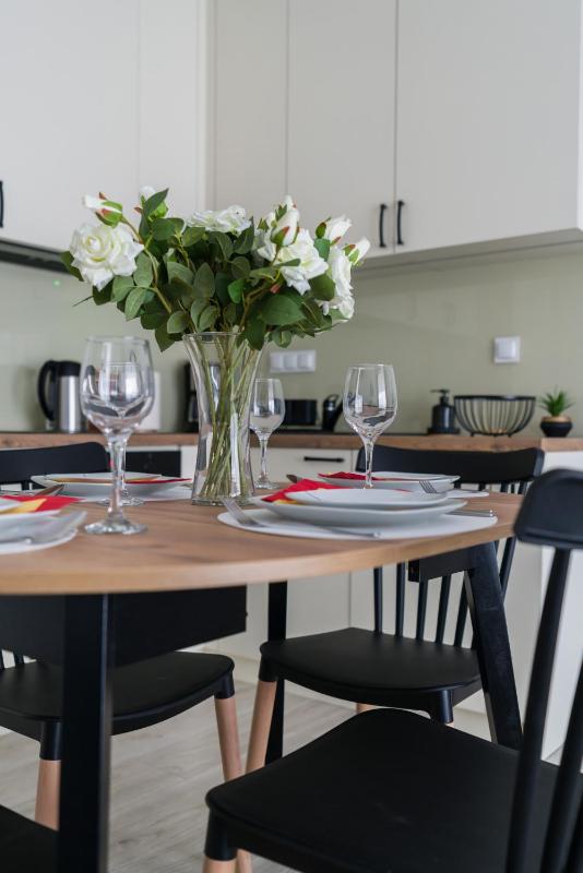 Premium Apartments Poznań Airport by Noclegi Renters - image 34