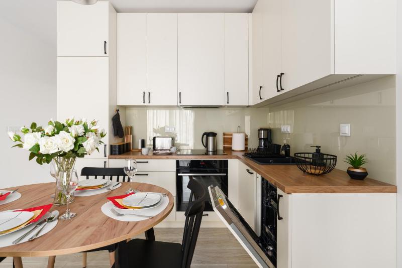 Premium Apartments Poznań Airport by Noclegi Renters - image 19