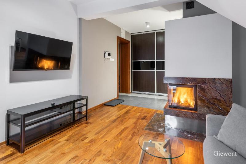 Suite with Mountain View image 1