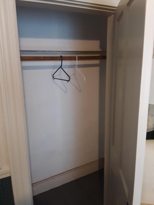 Double Room with Shared Bathroom image 2