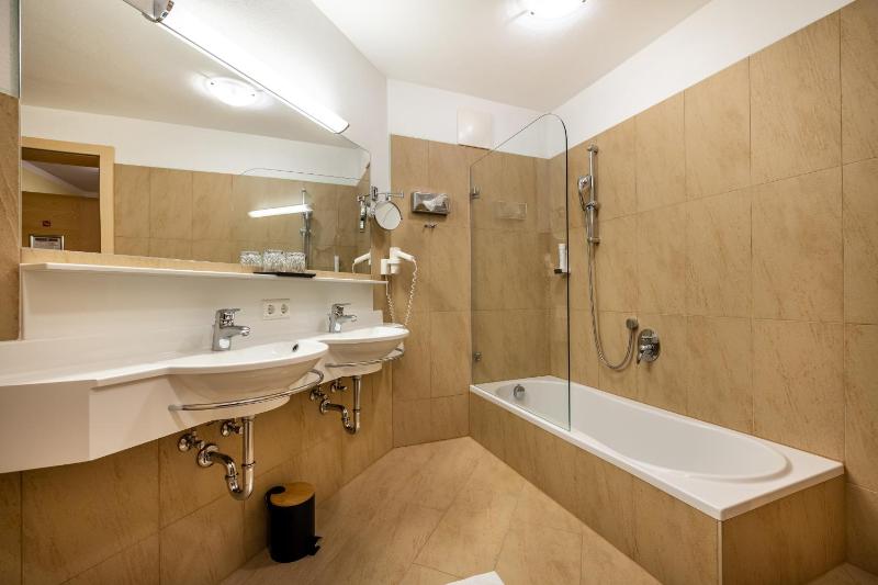 Comfort Apartment image 3