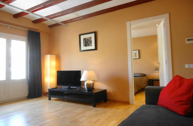 Large One-Bedroom Apartment (2 Adults) image 3