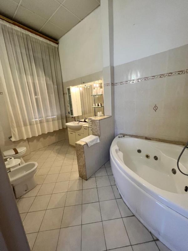 Junior Suite image 2
