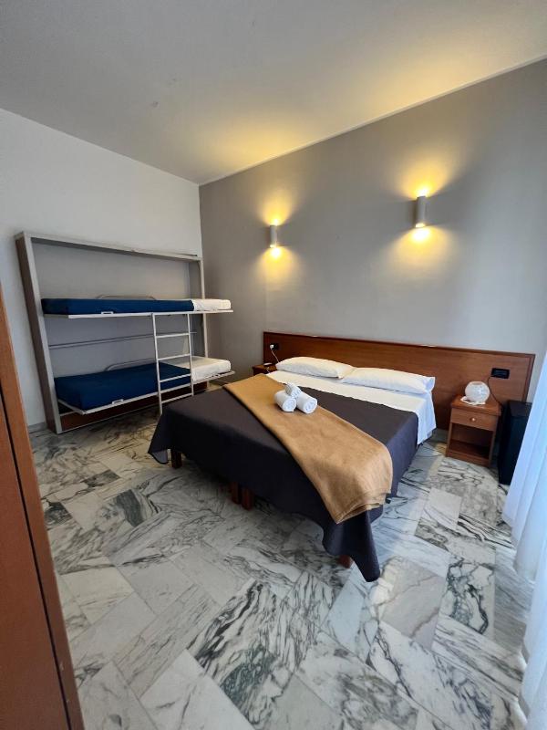 Superior Double Room image 1