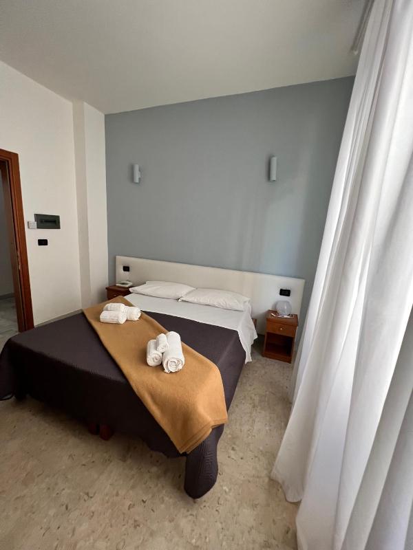 Superior Double Room image 1