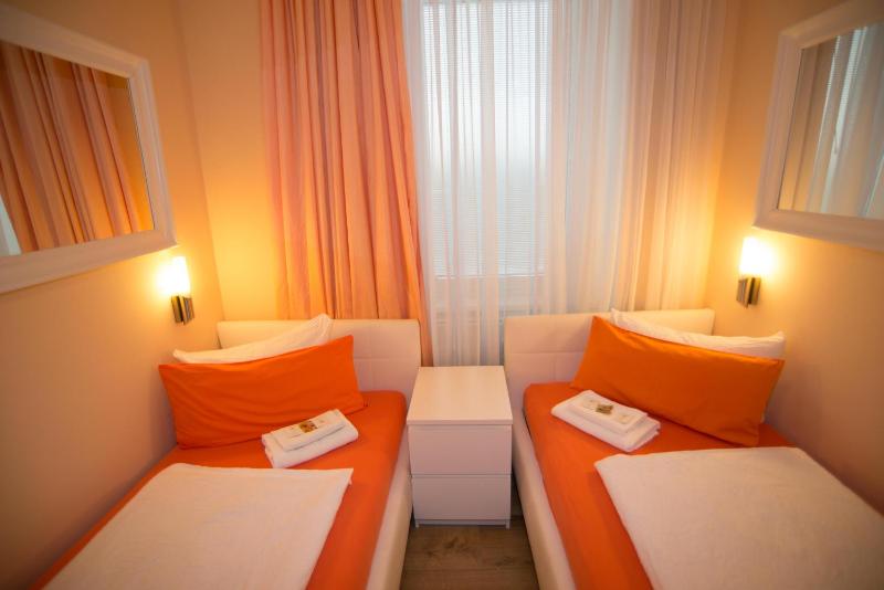 City Guesthouse Pension Berlin - image 9