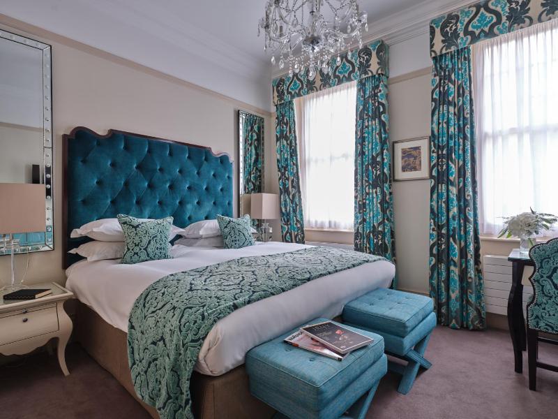 Two-Bedroom Apartment image 3