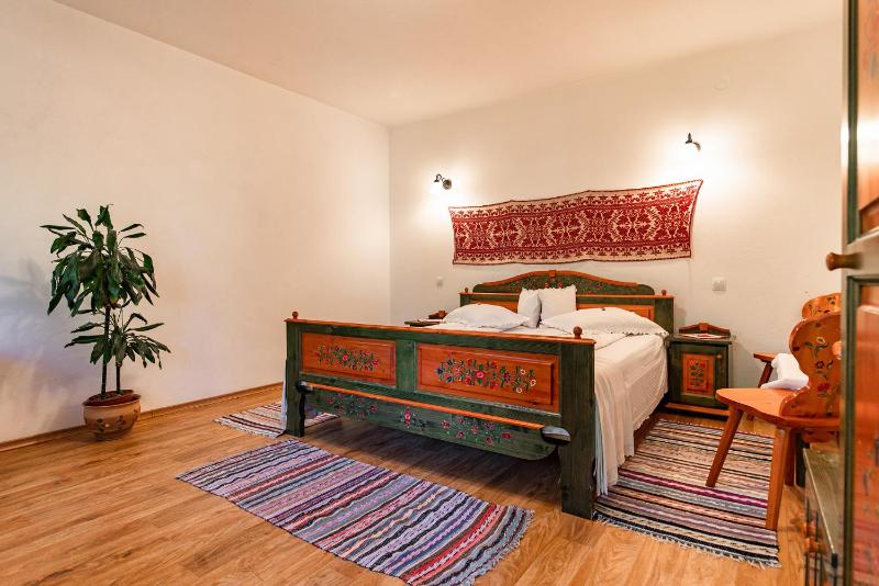 Deluxe Double Room image 2