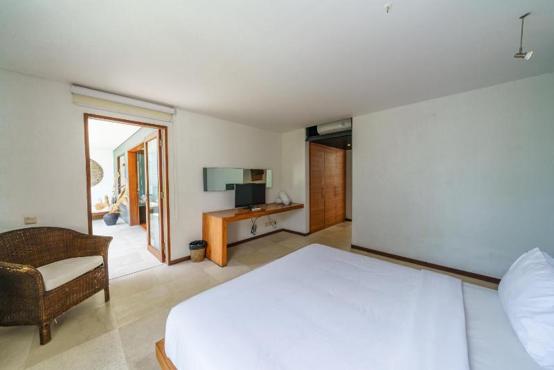 Villa Rio - Contemporary 2BR Villa in Downtown Seminyak - image 31