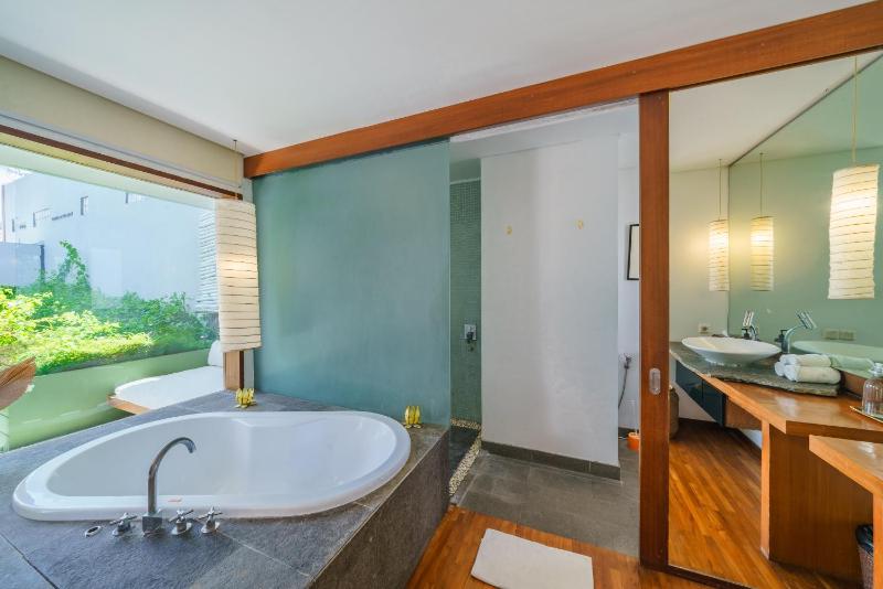 Villa Rio - Contemporary 2BR Villa in Downtown Seminyak - image 24