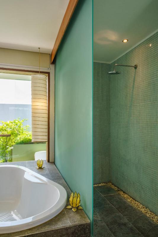 Villa Rio - Contemporary 2BR Villa in Downtown Seminyak - image 6