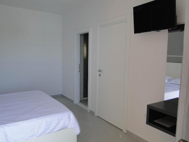 Double Room image 1