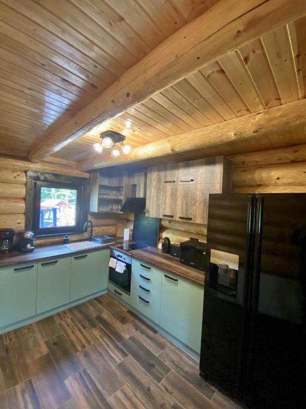 Bellevue Chalet - image 16