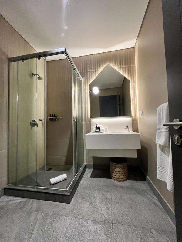 Home Suite Hotels Rosebank - image 7