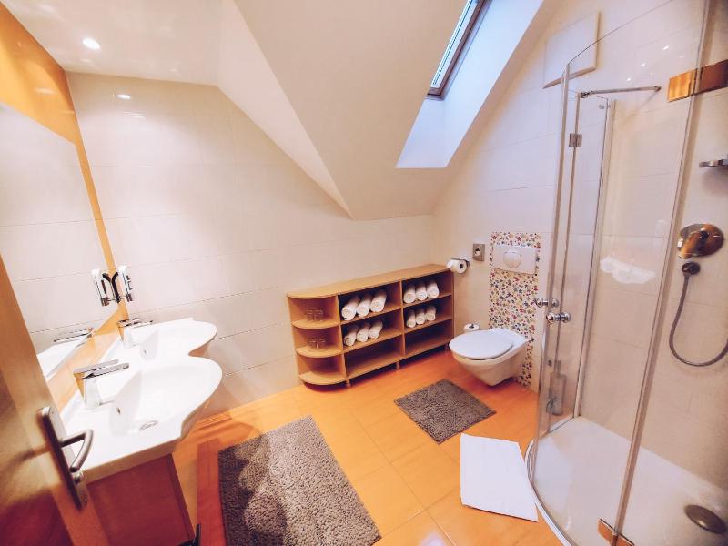 Premium Two Bedroom Apartment with Balcony image 3