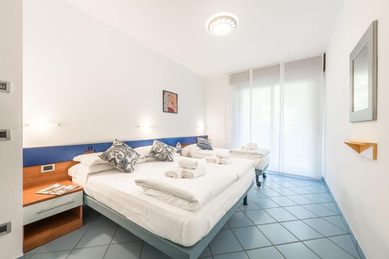Bosco Canoro Bibione Resort - image 4