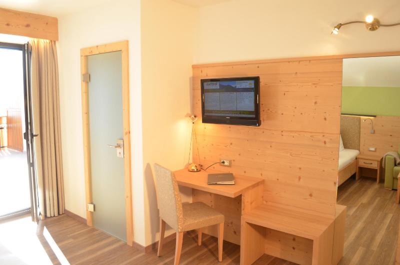 Double Room with Sofa Bed image 3