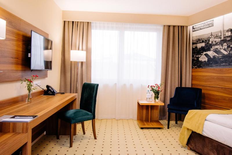 Comfort Single Room image 3