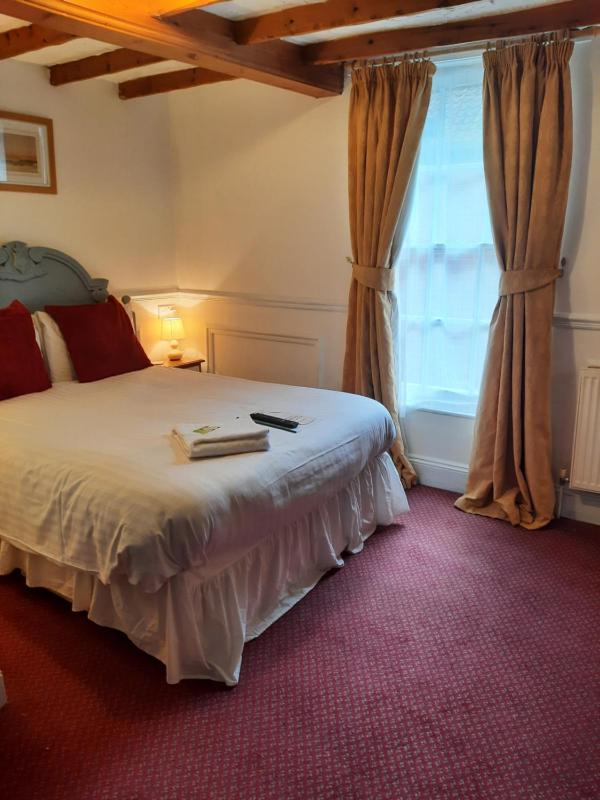 Double Room with Private Bathroom image 4