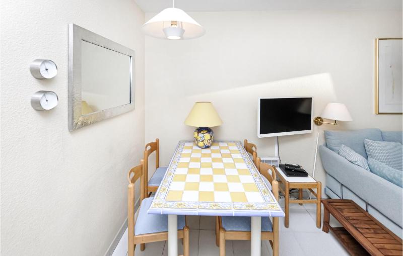 1 Bedroom Beautiful Apartment In Cannes - image 17